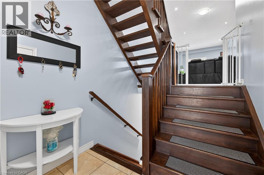 88 Highgate Drive, Hamilton, Ontario  L8J 0C2 - Photo 8 - 40821727