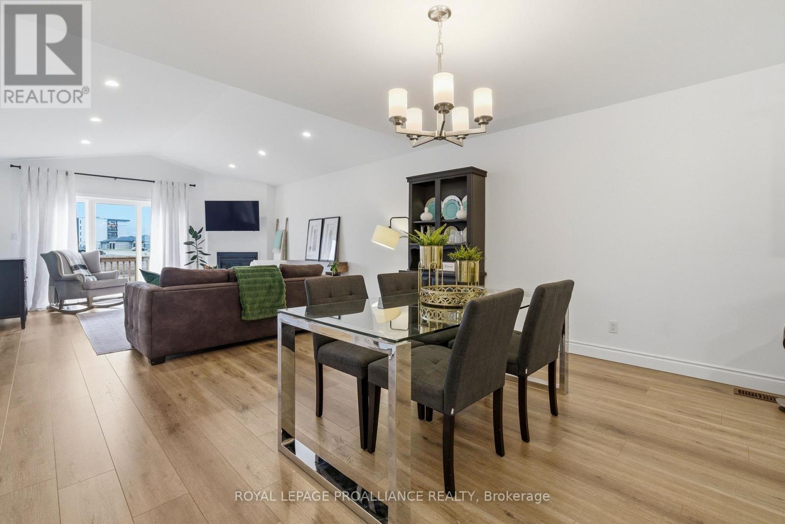 100 Dewal Place, Belleville, Ontario  K8P 0H2 - Photo 10 - X13010824