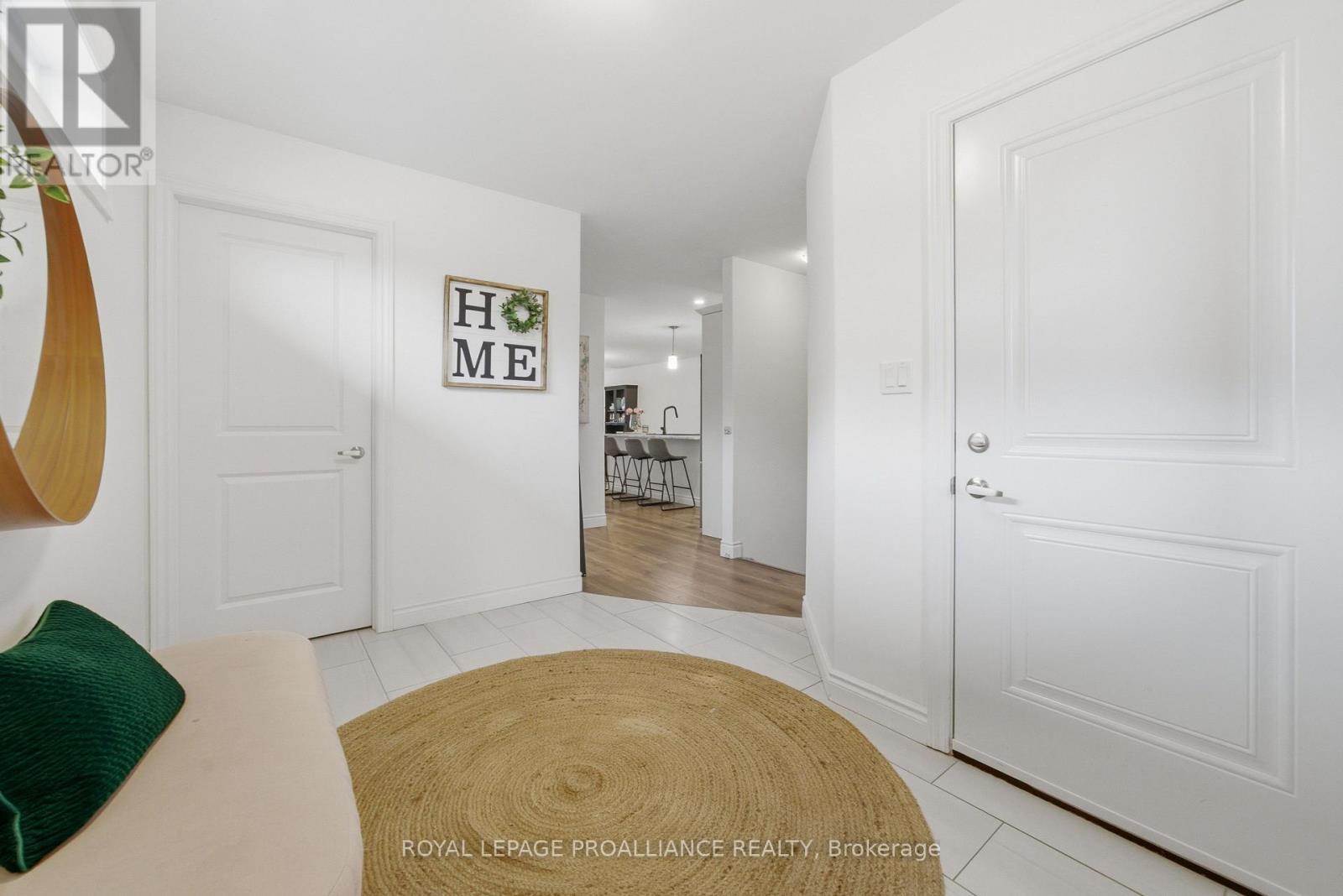 100 Dewal Place, Belleville, Ontario  K8P 0H2 - Photo 4 - X13010824