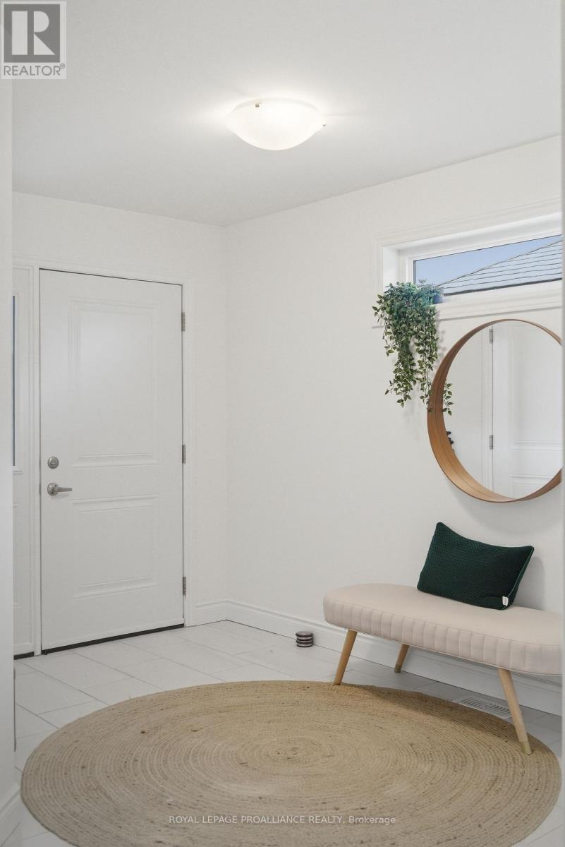 100 Dewal Place, Belleville, Ontario  K8P 0H2 - Photo 5 - X13010824