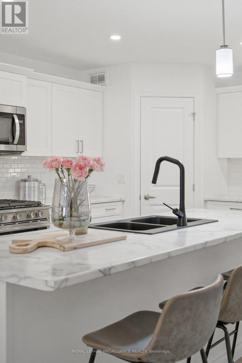 100 Dewal Place, Belleville, Ontario  K8P 0H2 - Photo 7 - X13010824