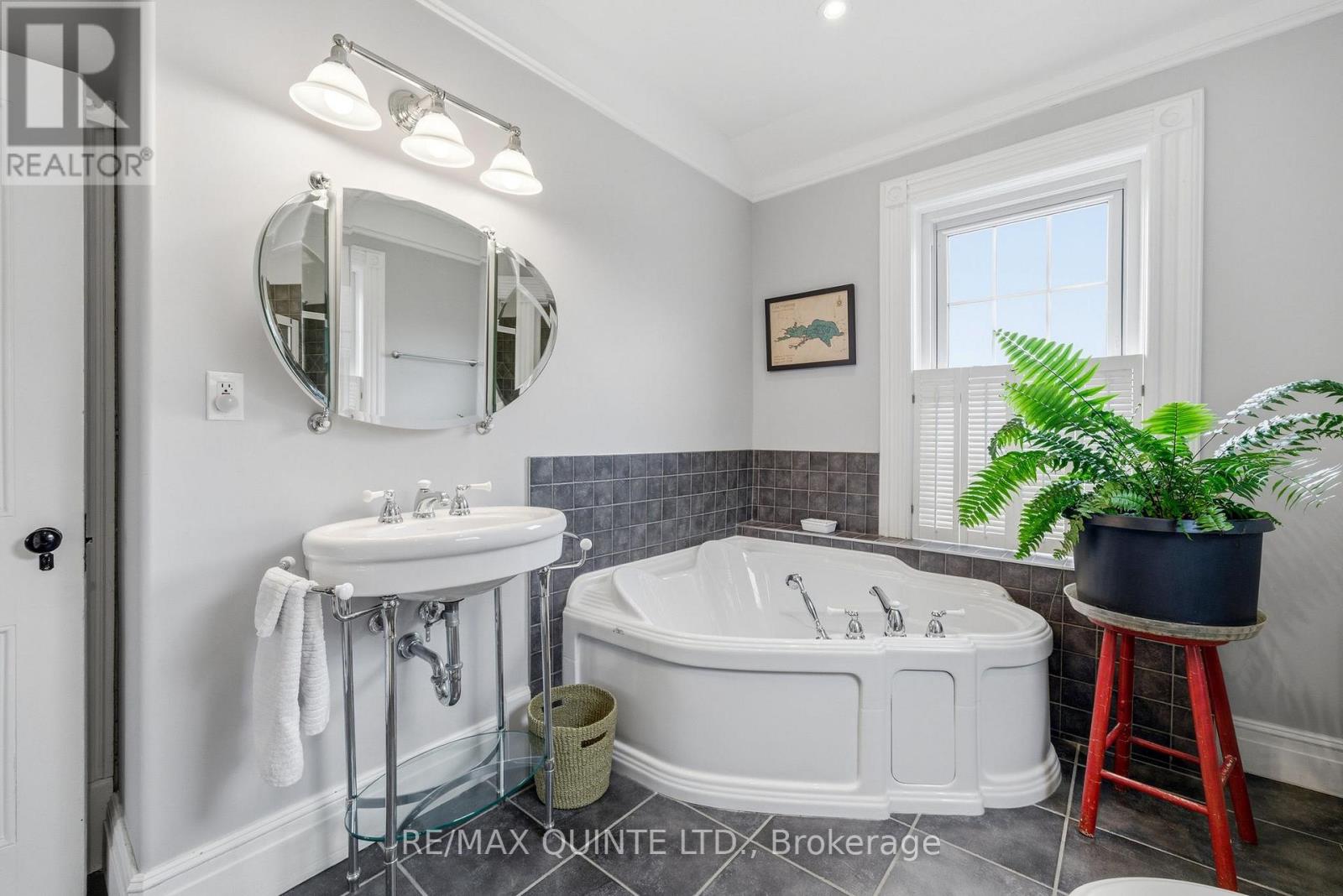 42 Queen Street, Belleville, Ontario  K8N 1T5 - Photo 26 - X13010880