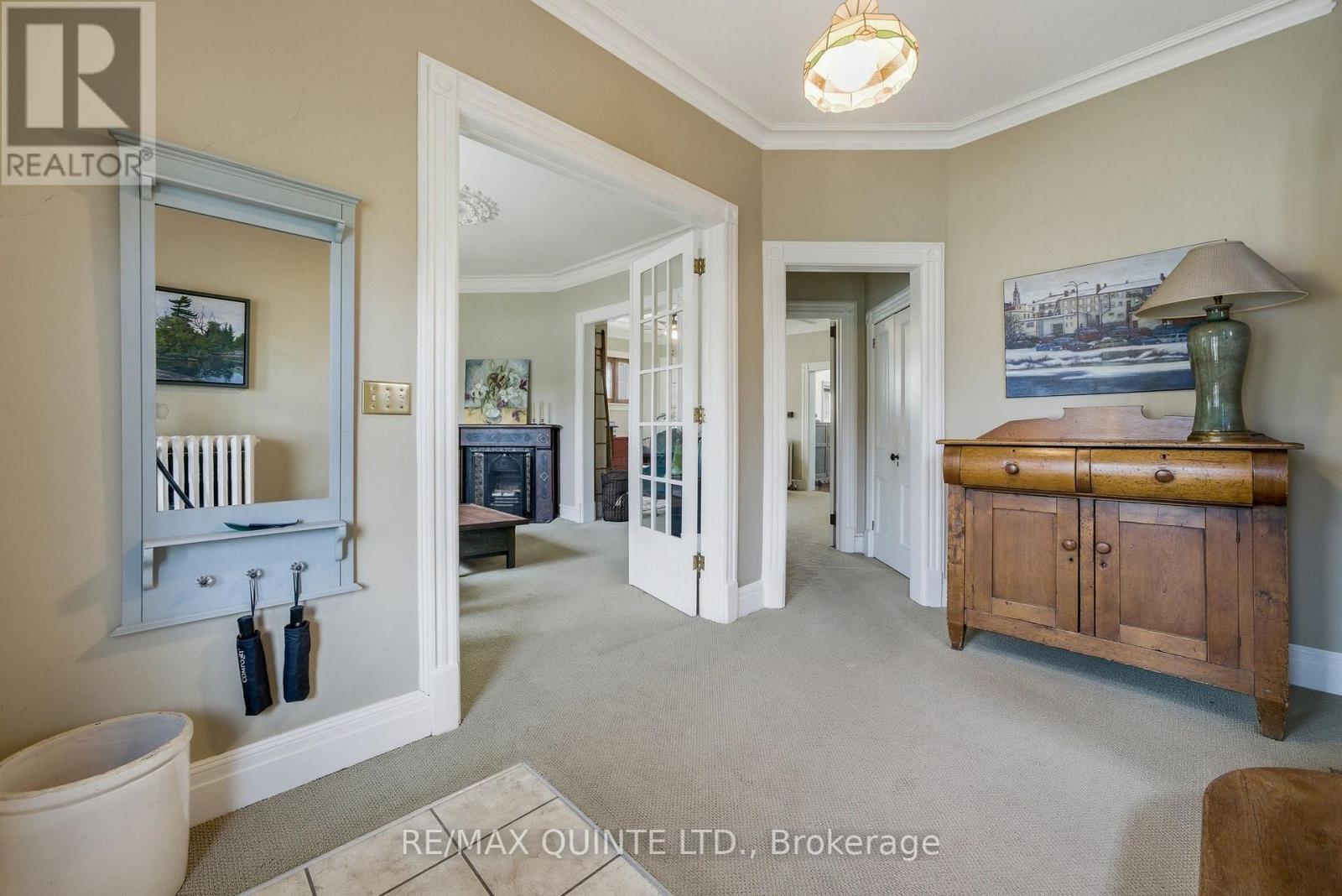 42 Queen Street, Belleville, Ontario  K8N 1T5 - Photo 4 - X13010880