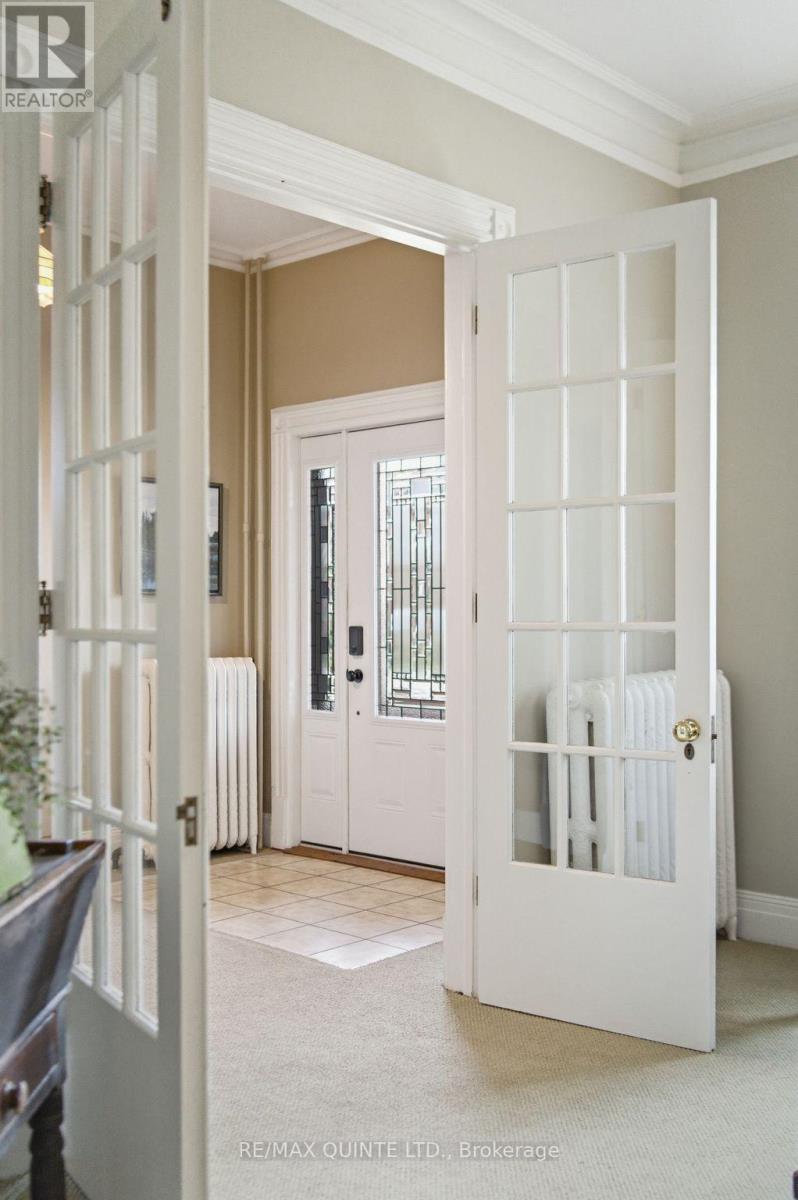 42 Queen Street, Belleville, Ontario  K8N 1T5 - Photo 5 - X13010880