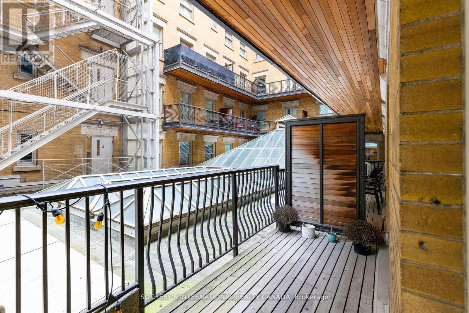 325 - 22 Leader Lane, Toronto, Ontario  M5E 0B2 - Photo 26 - C13010872