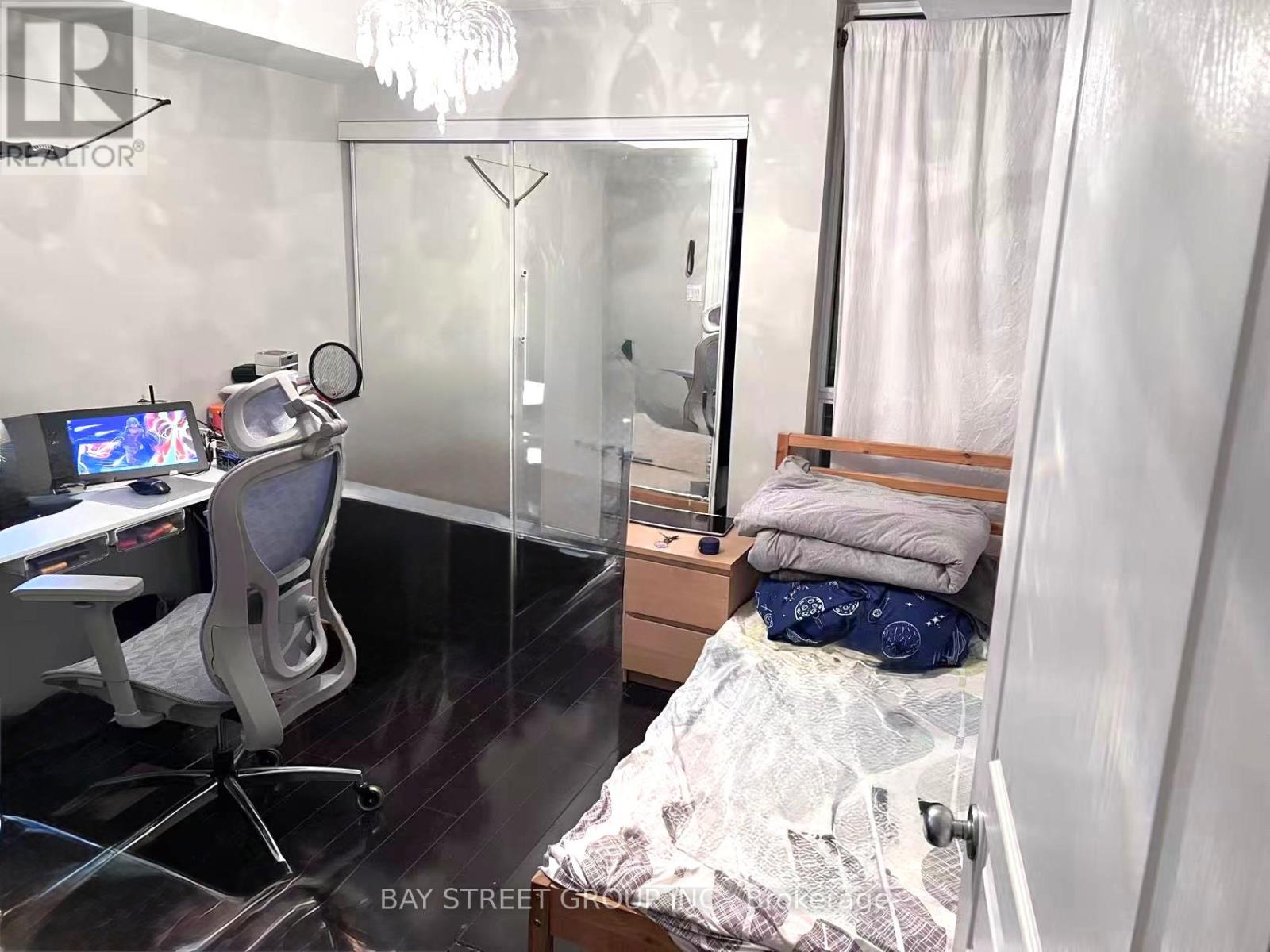 1203 - 801 Bay Street, Toronto, Ontario  M5S 1Y9 - Photo 3 - C13010894