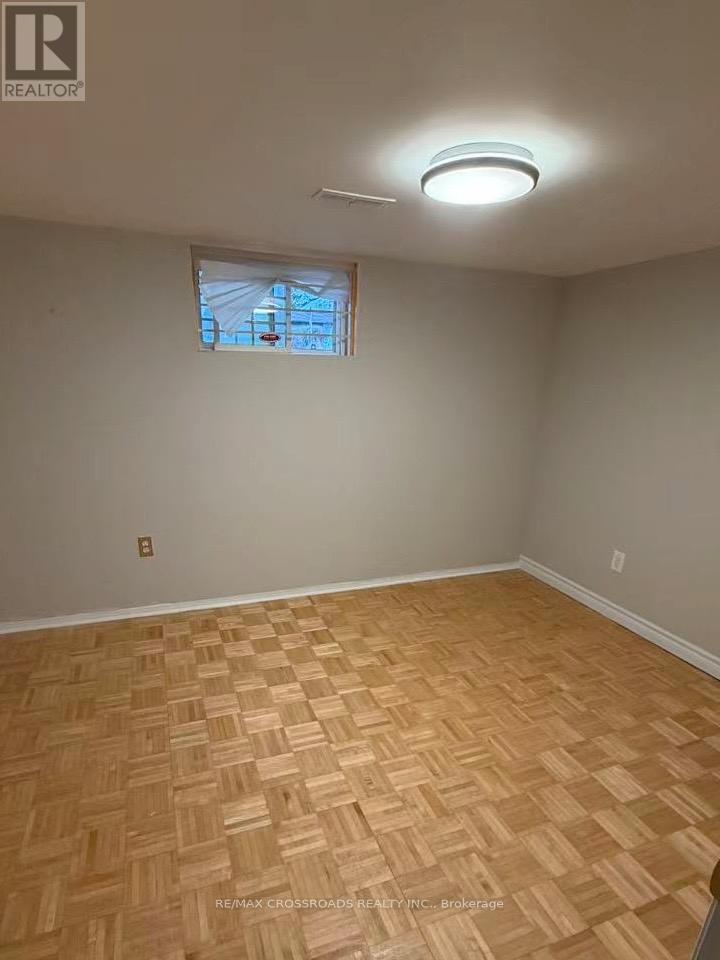 Bsmt - 16 Crosland Drive, Toronto, Ontario  M1R 4M8 - Photo 4 - E12938658