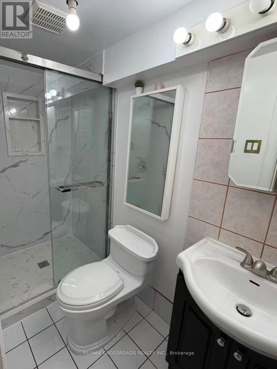 Bsmt - 16 Crosland Drive, Toronto, Ontario  M1R 4M8 - Photo 7 - E12938658