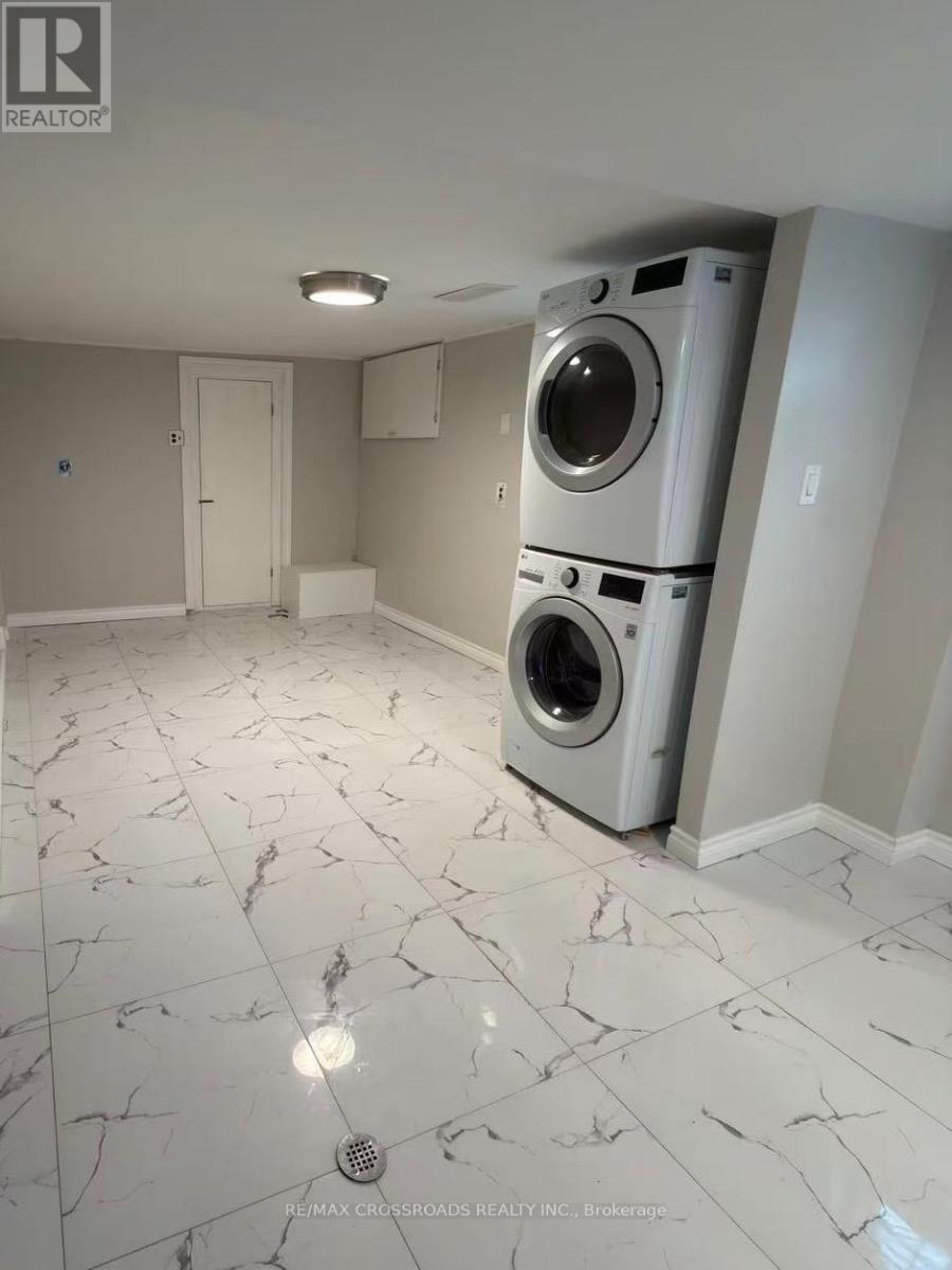 Bsmt - 16 Crosland Drive, Toronto, Ontario  M1R 4M8 - Photo 9 - E12938658