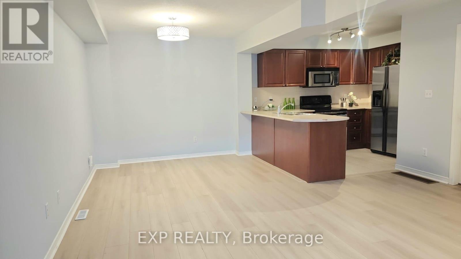 33 Bondsmith Street, Ajax, Ontario  L1S 0A5 - Photo 5 - E13010816