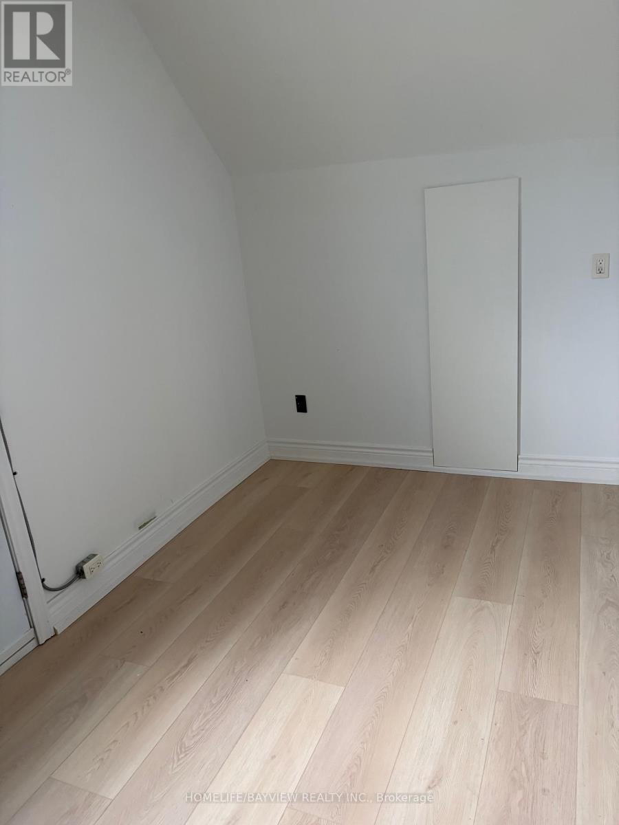 2nd & 3rd Floors - 78 Woodycrest Avenue, Toronto, Ontario M4J 3A7 - Photo 7 - E13010858
