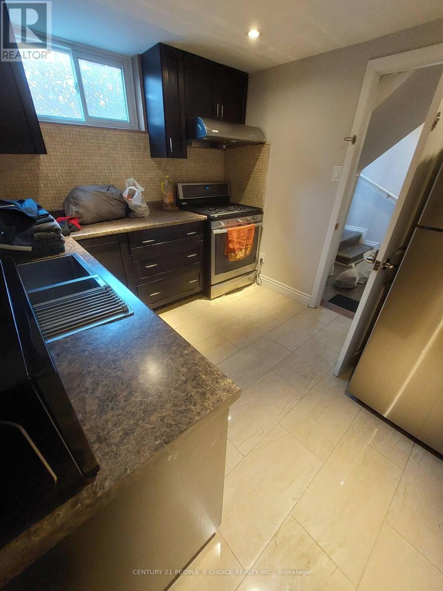 168 Painted Post Drive, Toronto, Ontario  M1H 1T7 - Photo 2 - E13010864