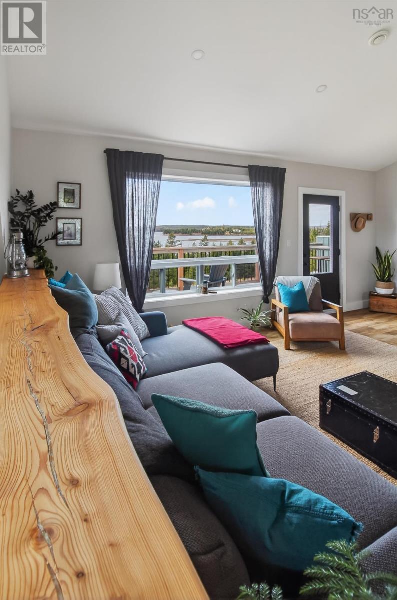 232 Leslie Road, East Lawrencetown, Nova Scotia  B2Z 1T4 - Photo 11 - 202607732