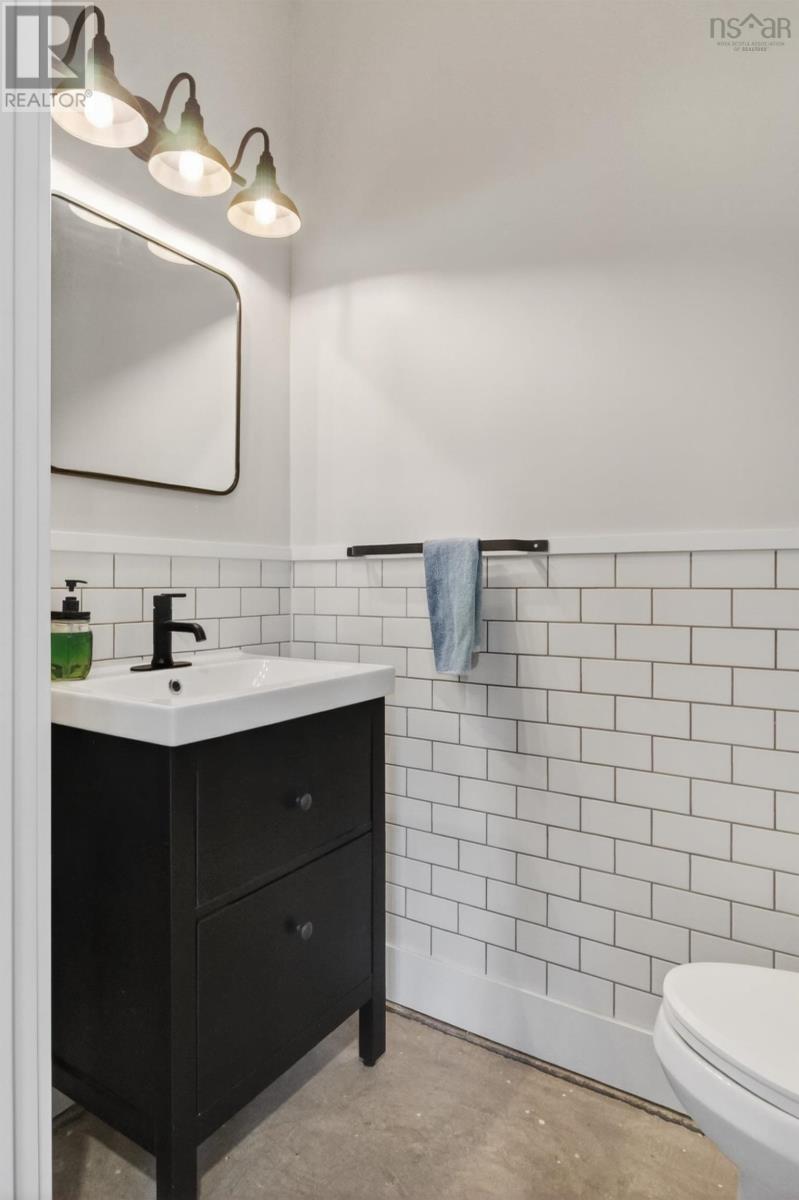 232 Leslie Road, East Lawrencetown, Nova Scotia  B2Z 1T4 - Photo 32 - 202607732