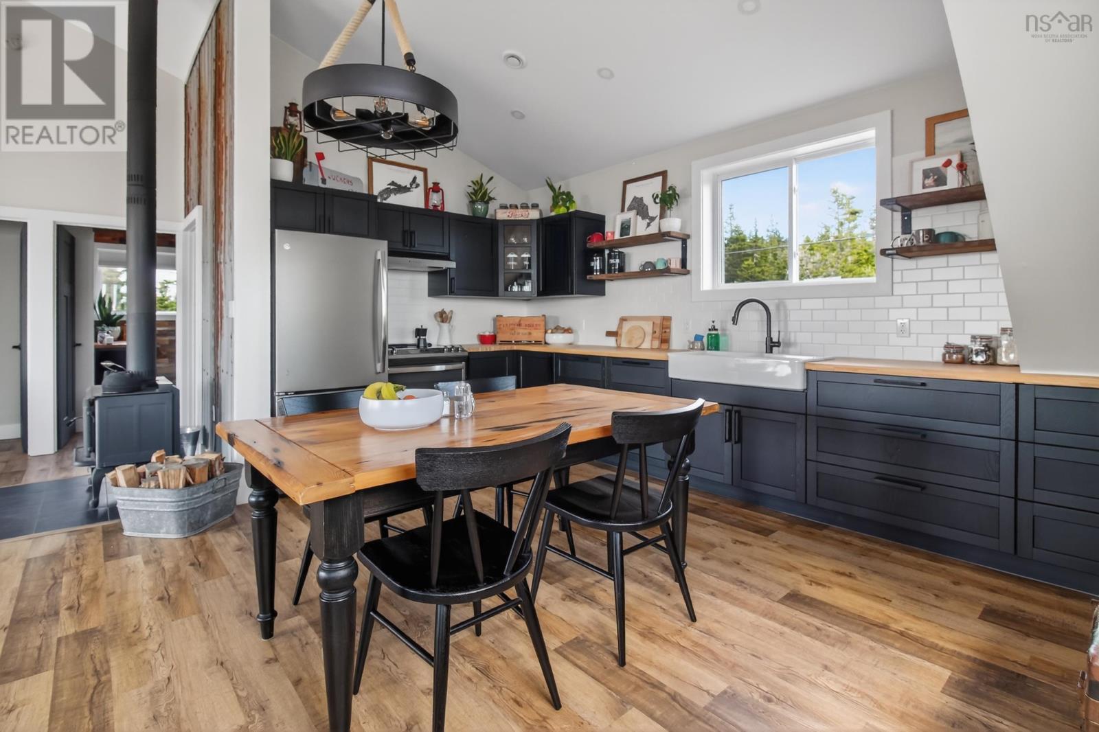 232 Leslie Road, East Lawrencetown, Nova Scotia  B2Z 1T4 - Photo 4 - 202607732