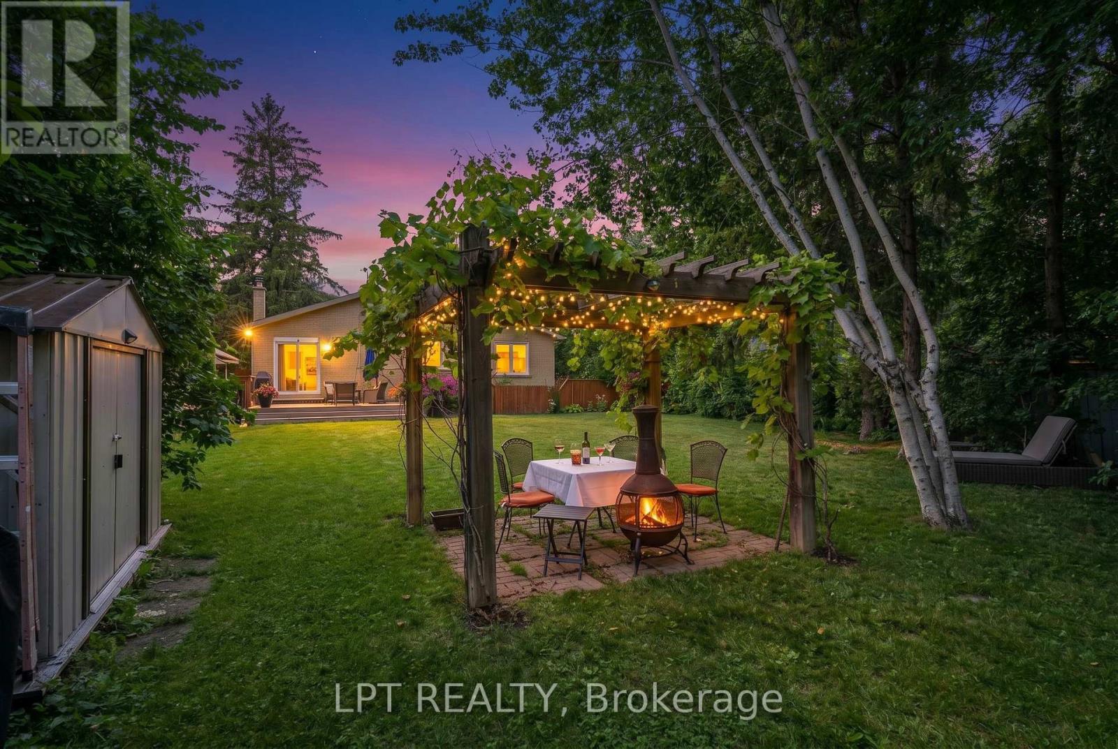 31 PATRICK DRIVE, Aurora, Ontario