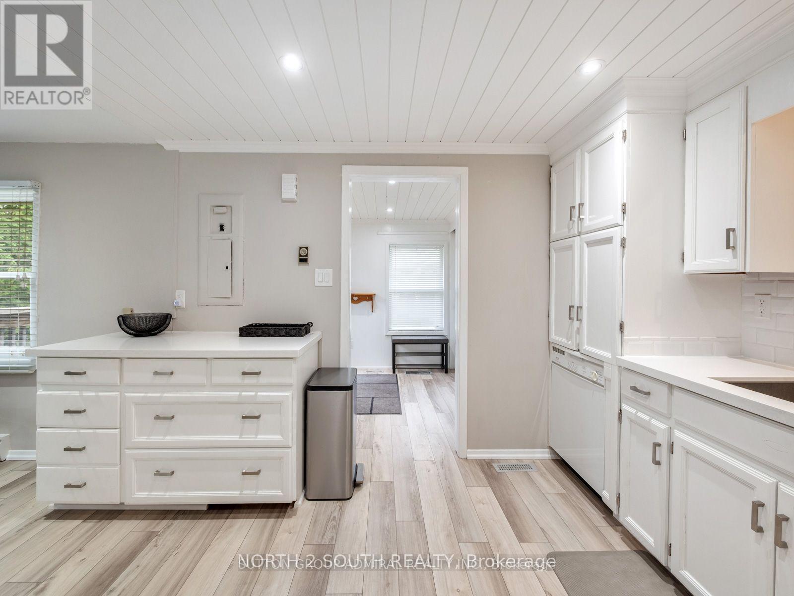 1273 Maple Road, Innisfil, Ontario  L9S 2Z9 - Photo 7 - N13010850