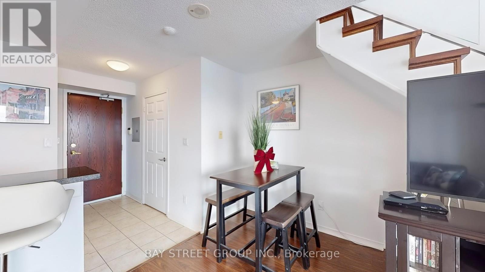 Lph19 - 39 Oneida Crescent, Richmond Hill, Ontario  L4B 4T9 - Photo 10 - N13010906