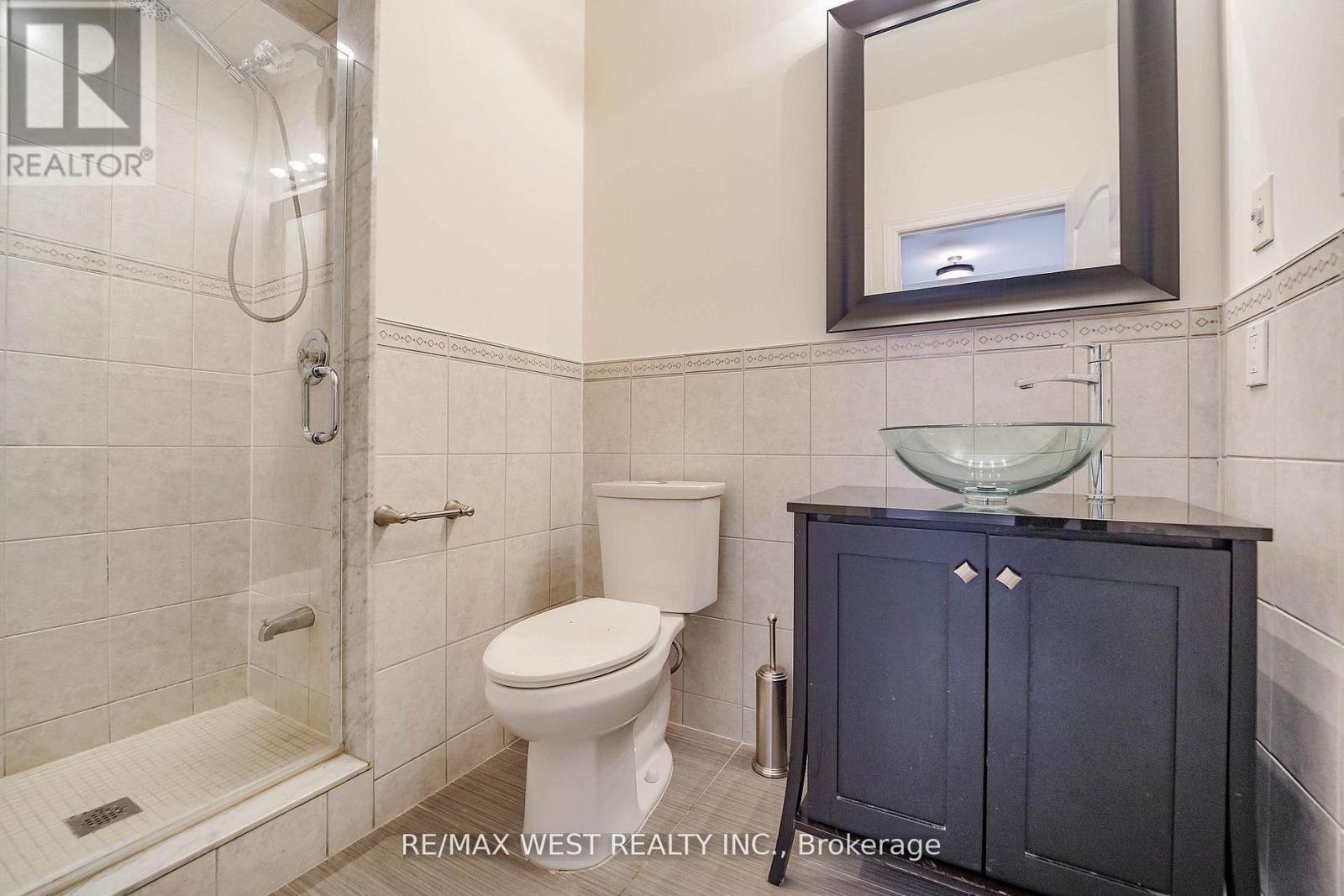 81 Woodview Drive, Pickering, Ontario  L1V 1L1 - Photo 32 - E13007092