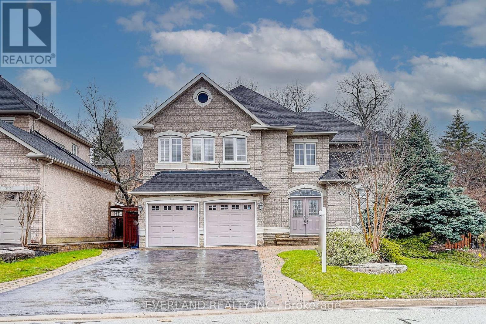 922 BEST CIRCLE, Newmarket, Ontario