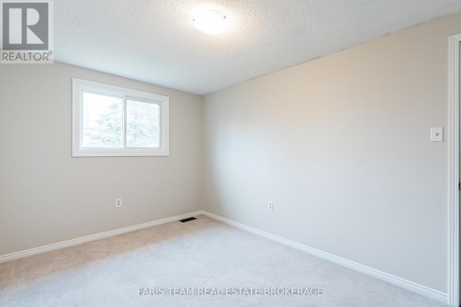 18 Argyle Road, Barrie, Ontario  L4N 6P9 - Photo 19 - S13010862