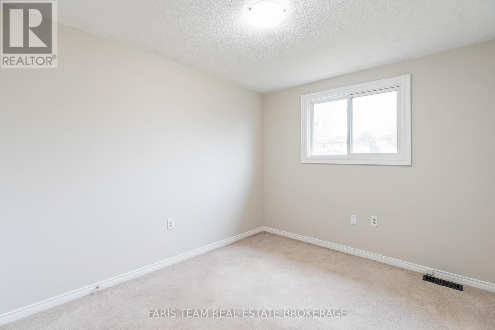 18 Argyle Road, Barrie, Ontario  L4N 6P9 - Photo 21 - S13010862