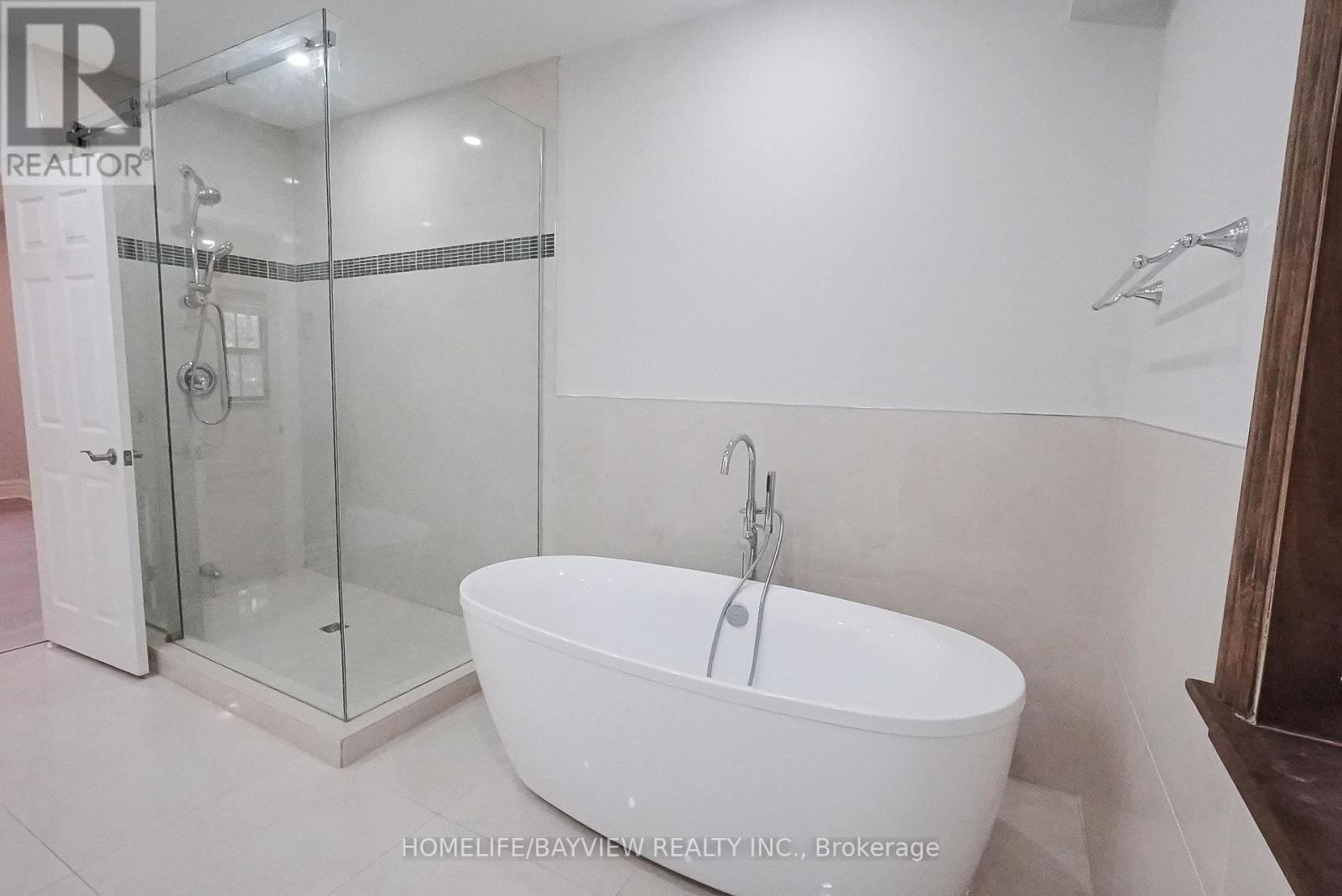 180 & 188 Main Street N, Markham, Ontario  L3P 1Y3 - Photo 40 - N13010628