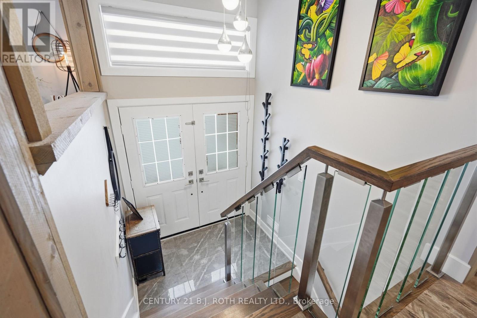 64 Royal Beech Drive, Wasaga Beach, Ontario  L9Z 1H3 - Photo 4 - S12910574