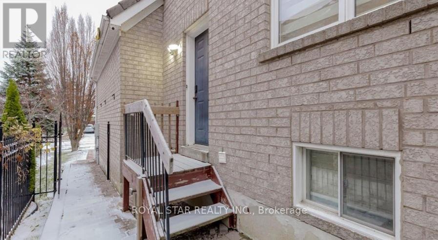 Bsmt - 2257 Manor Hill Drive, Mississauga, Ontario  L5M 5B8 - Photo 20 - W13003148
