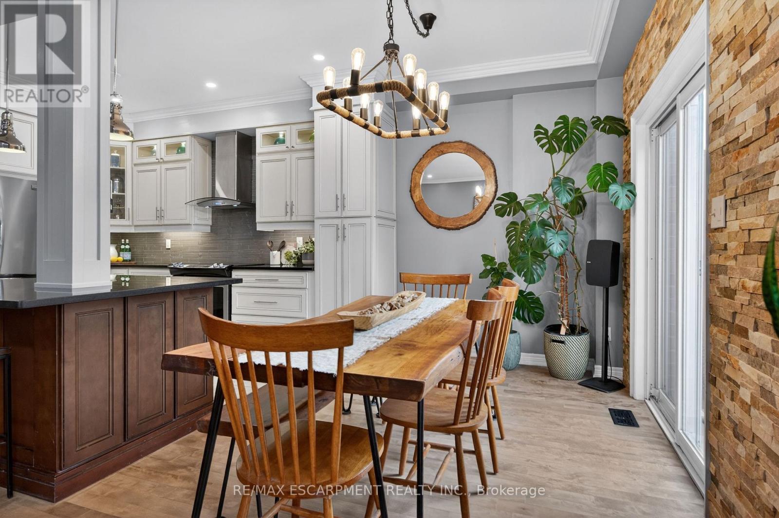 4138 Medland Drive, Burlington, Ontario  L7M 4Z8 - Photo 18 - W13009084