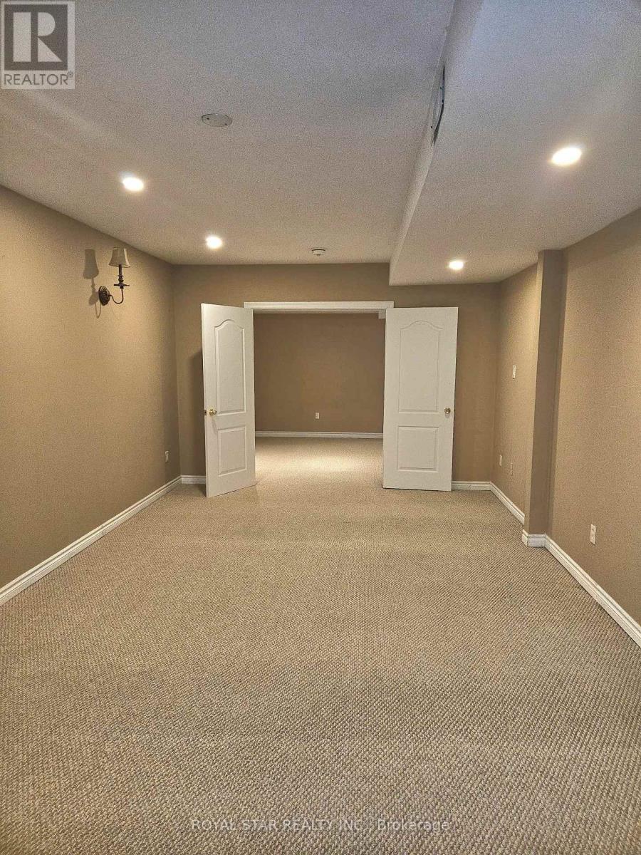 Bsmt - 2257 Manor Hill Drive, Mississauga, Ontario  L5M 5B8 - Photo 12 - W13003148