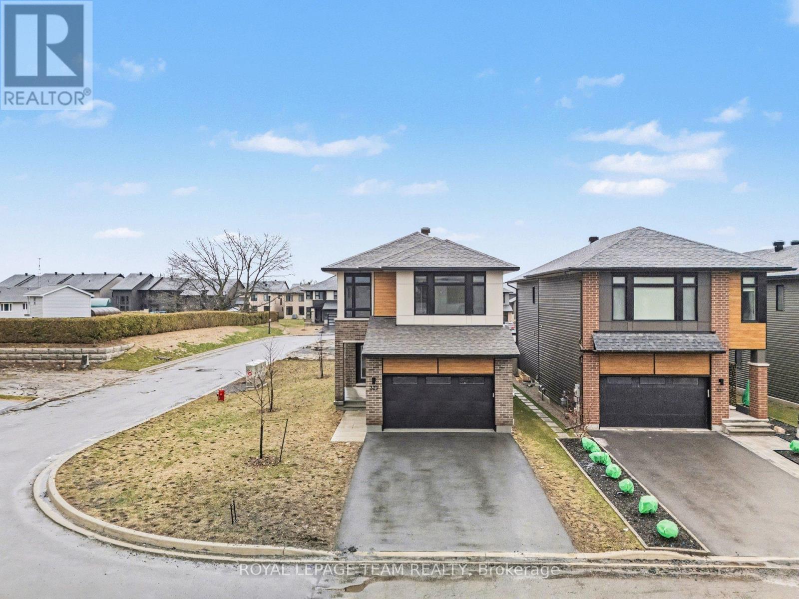 329 Whitham Crescent, North Grenville, Ontario  K0G 1J0 - Photo 2 - X12821756