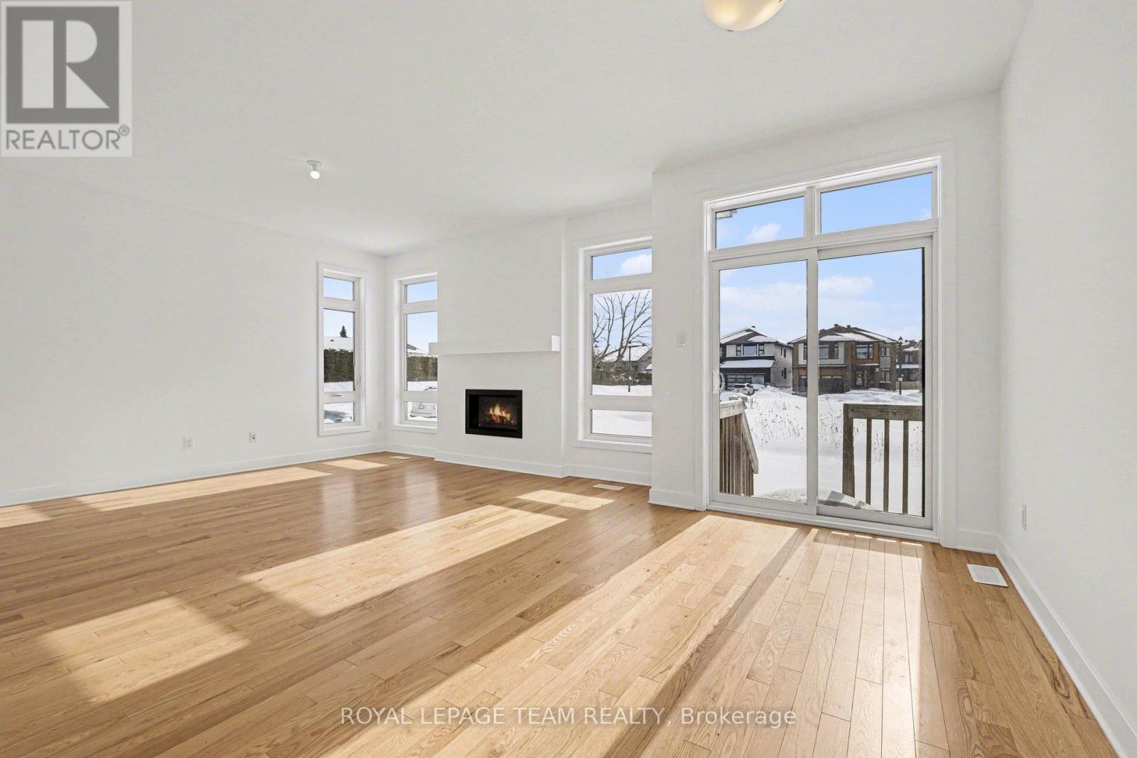 329 Whitham Crescent, North Grenville, Ontario  K0G 1J0 - Photo 7 - X12821756