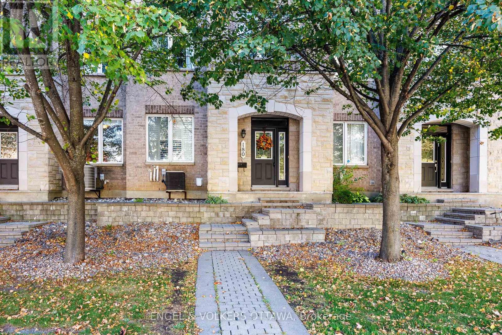 180 LANARK AVENUE, Ottawa, Ontario