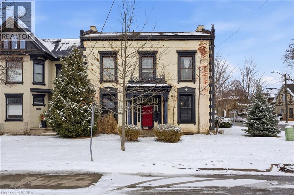 220 NELSON Street, Brantford, Ontario