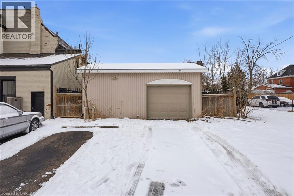 220 Nelson Street, Brantford, Ontario  N3S 4C1 - Photo 12 - 40794874