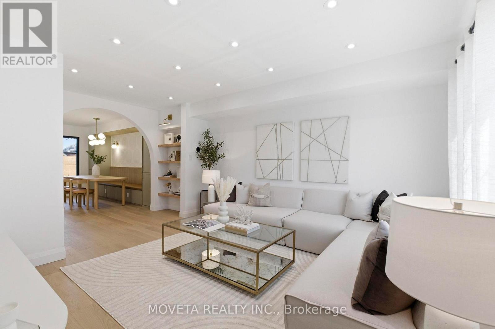 4 Mahoney Avenue, Toronto, Ontario  M6M 2H4 - Photo 5 - W13010812