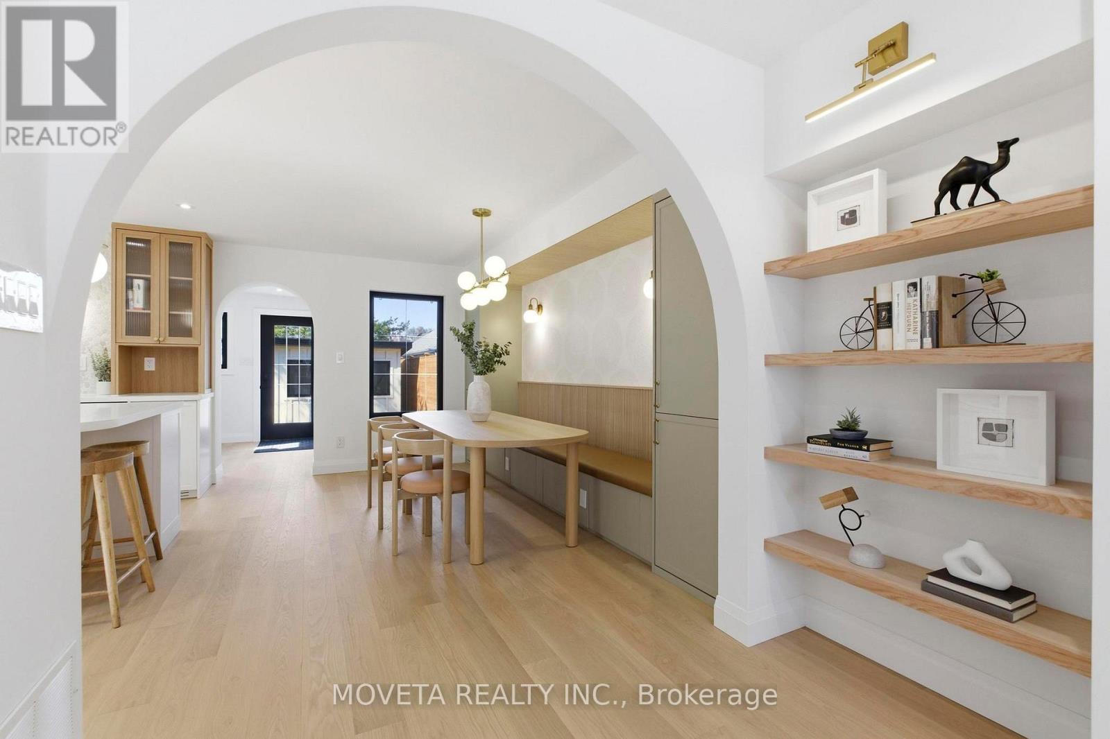 4 Mahoney Avenue, Toronto, Ontario  M6M 2H4 - Photo 6 - W13010812