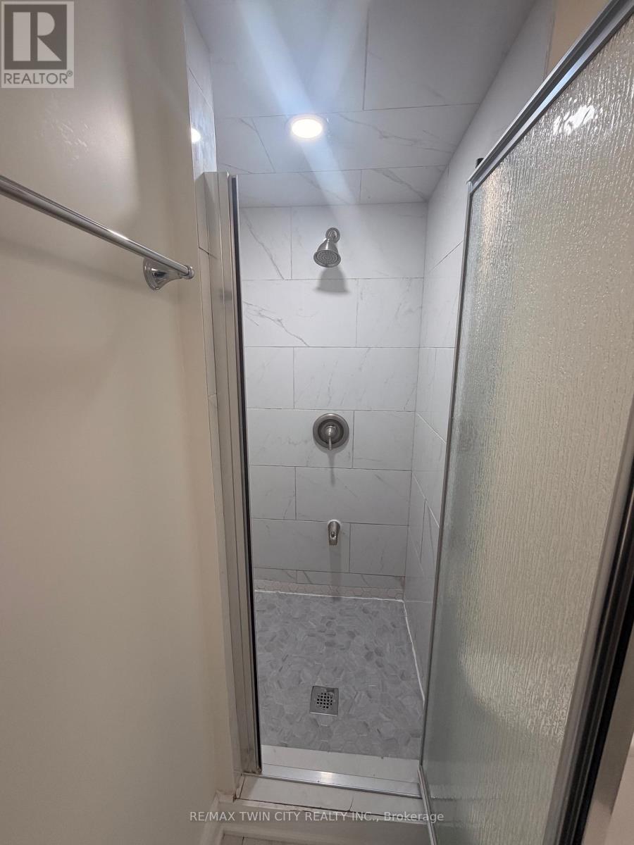 1- 420 Hincks Drive, Milton, Ontario  L9T 8T6 - Photo 9 - W13010818