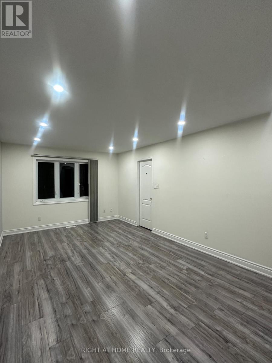 5950 Shelford Terrace, Mississauga, Ontario  L5M 6K3 - Photo 19 - W13010826