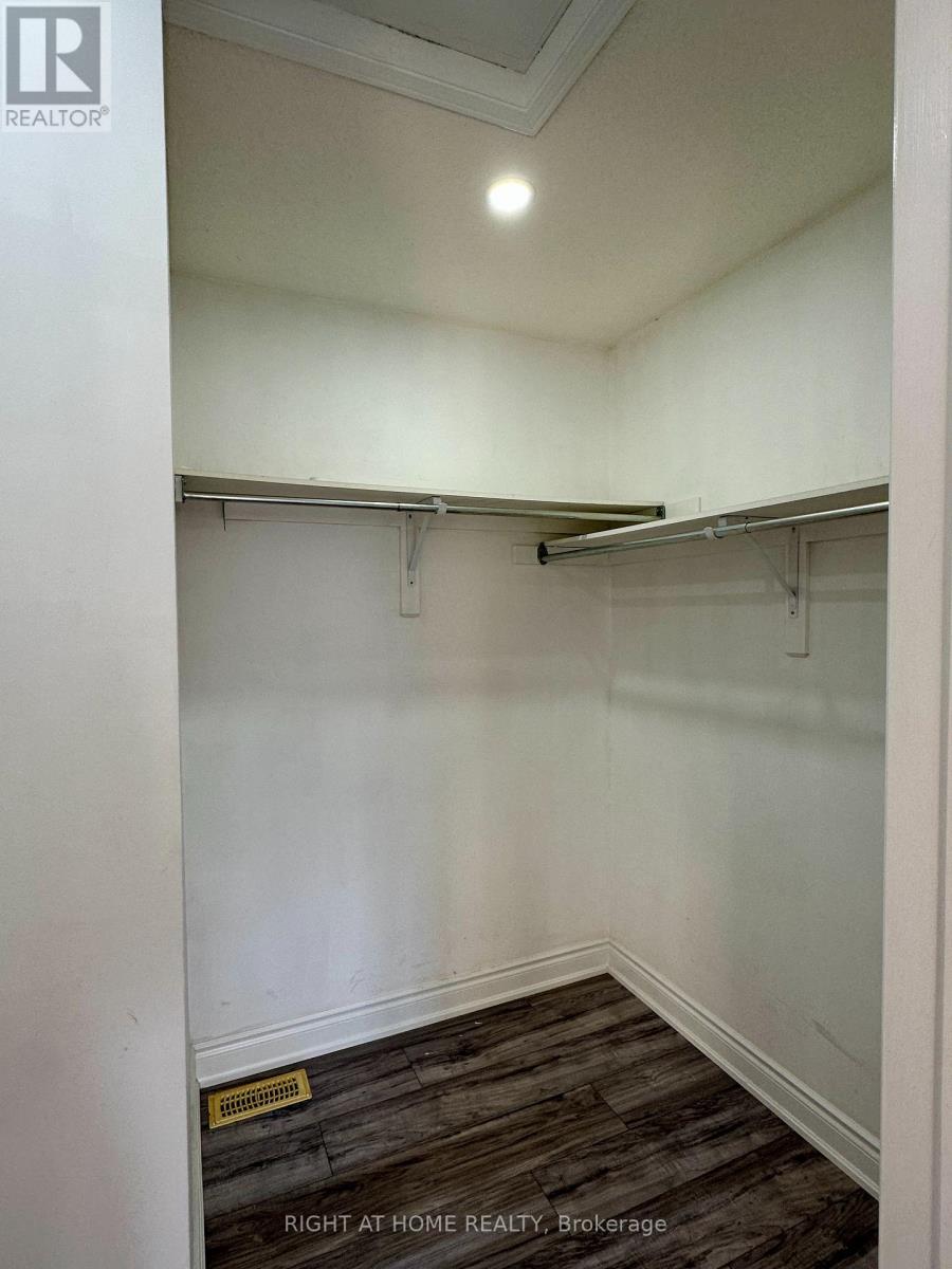 5950 Shelford Terrace, Mississauga, Ontario  L5M 6K3 - Photo 20 - W13010826