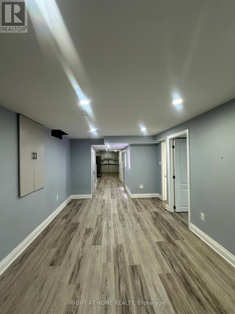 5950 Shelford Terrace, Mississauga, Ontario  L5M 6K3 - Photo 39 - W13010826