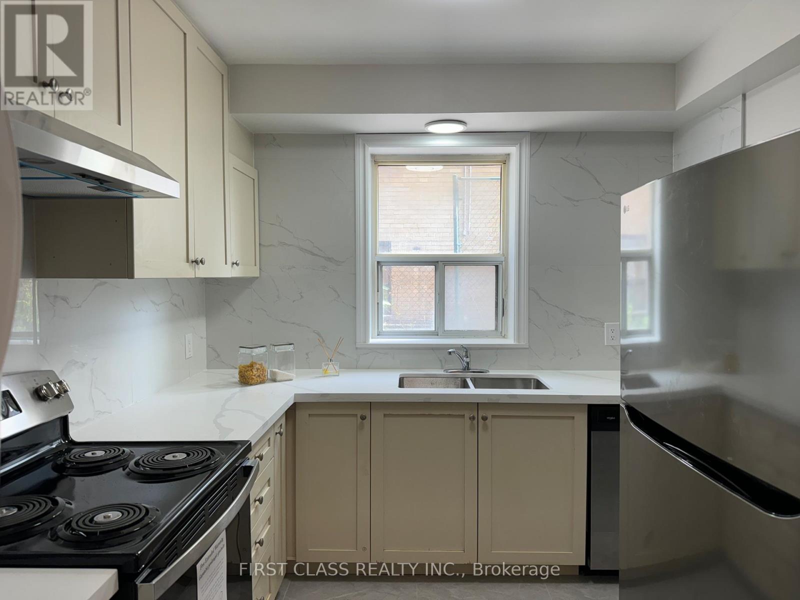 1 - 2910 Keele Street, Toronto, Ontario  M3M 2H1 - Photo 5 - W13010830