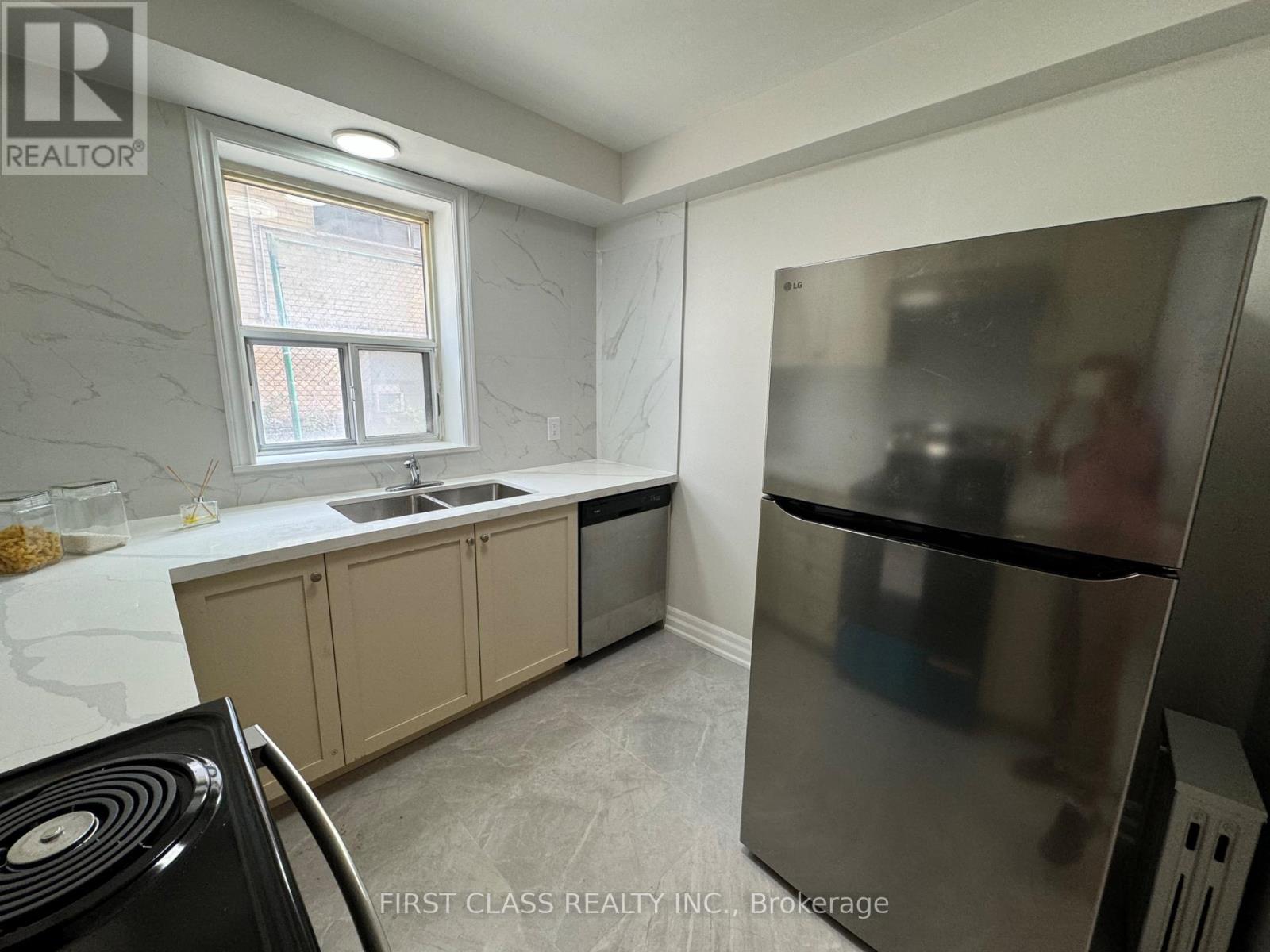 1 - 2910 Keele Street, Toronto, Ontario  M3M 2H1 - Photo 7 - W13010830