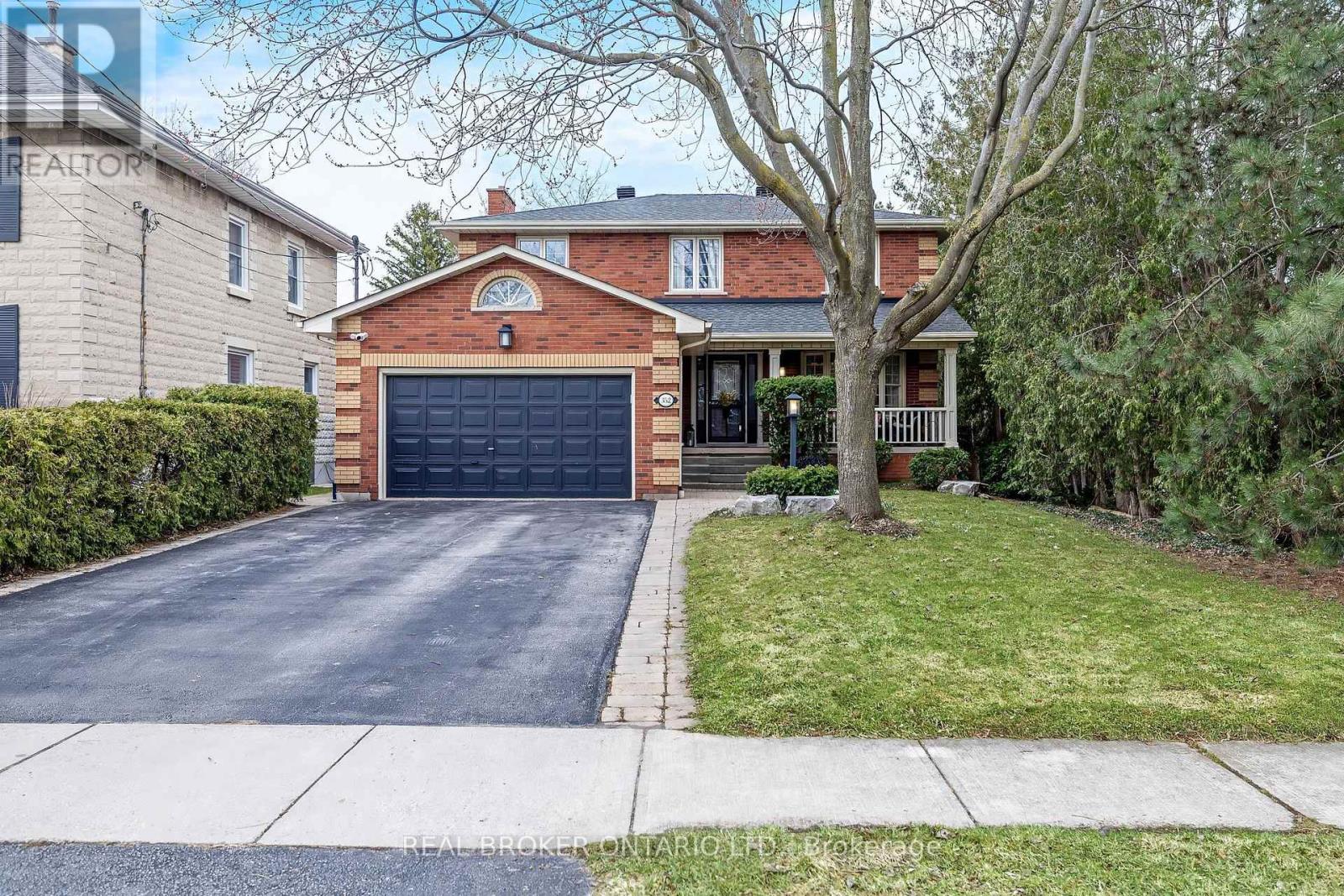 352 BROADWAY AVENUE, Milton, Ontario