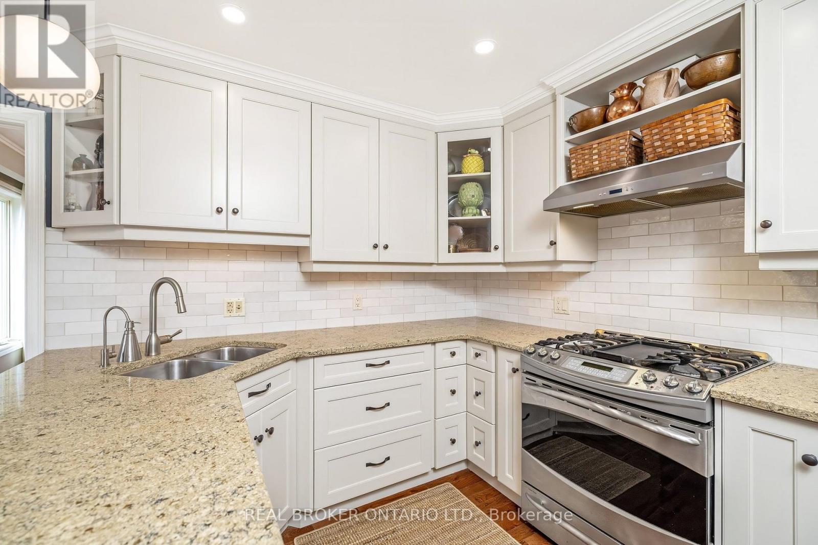 352 Broadway Avenue, Milton, Ontario  L9T 1T7 - Photo 13 - W13010848