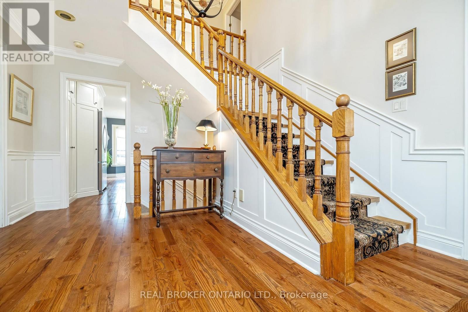 352 Broadway Avenue, Milton, Ontario  L9T 1T7 - Photo 6 - W13010848