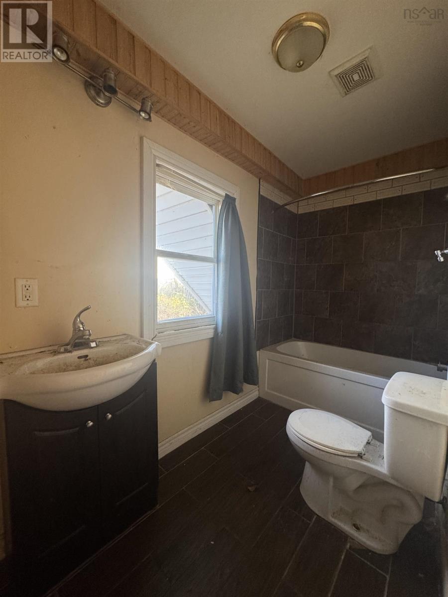 13 Centre Street, Truro, Nova Scotia  B2N 2J9 - Photo 14 - 202607371