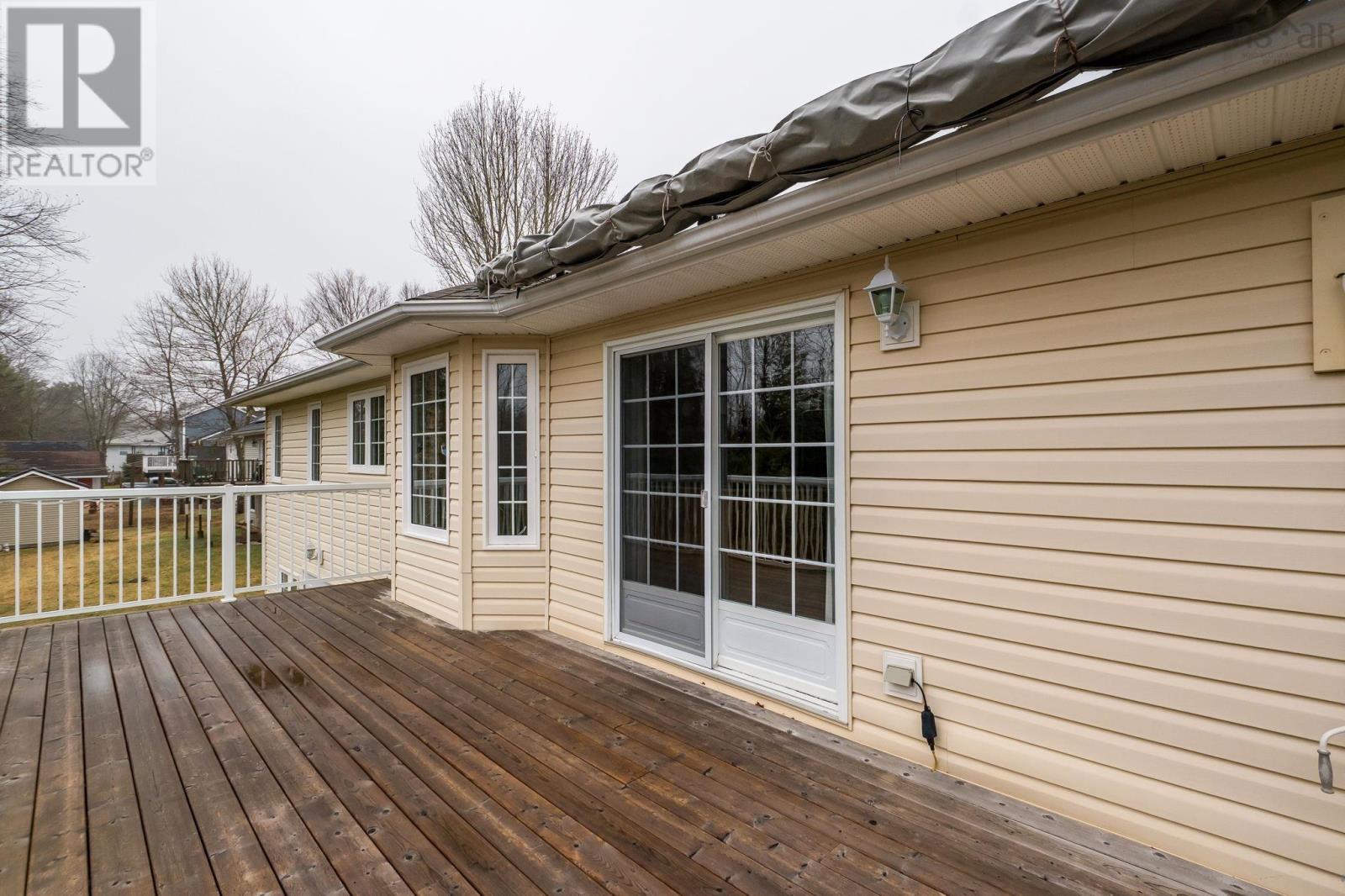 114 Mayfair Drive, Bridgewater, Nova Scotia  B4V 8W3 - Photo 37 - 202607723