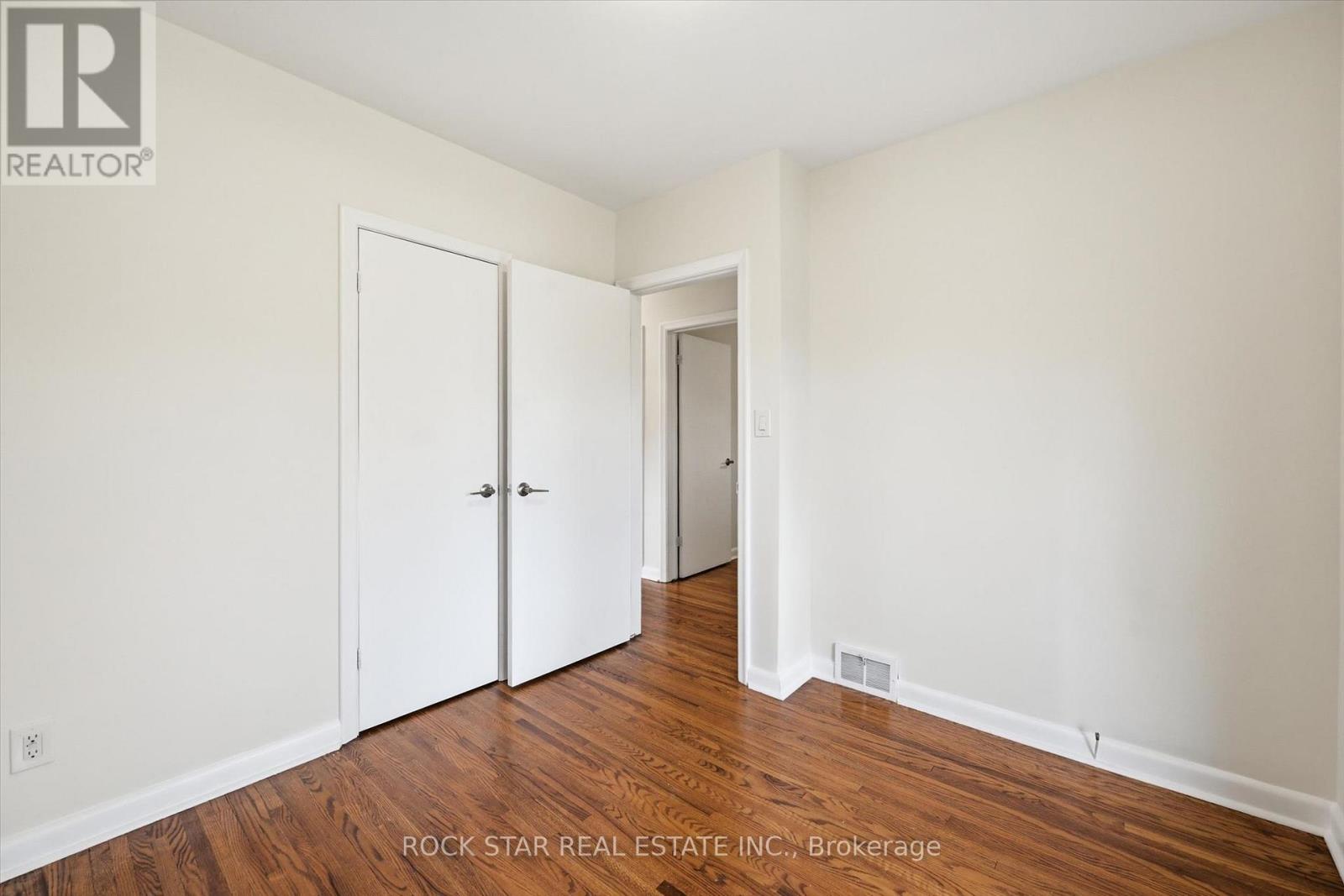 324 East 33rd Street, Hamilton, Ontario  L8V 3T8 - Photo 17 - X13010928